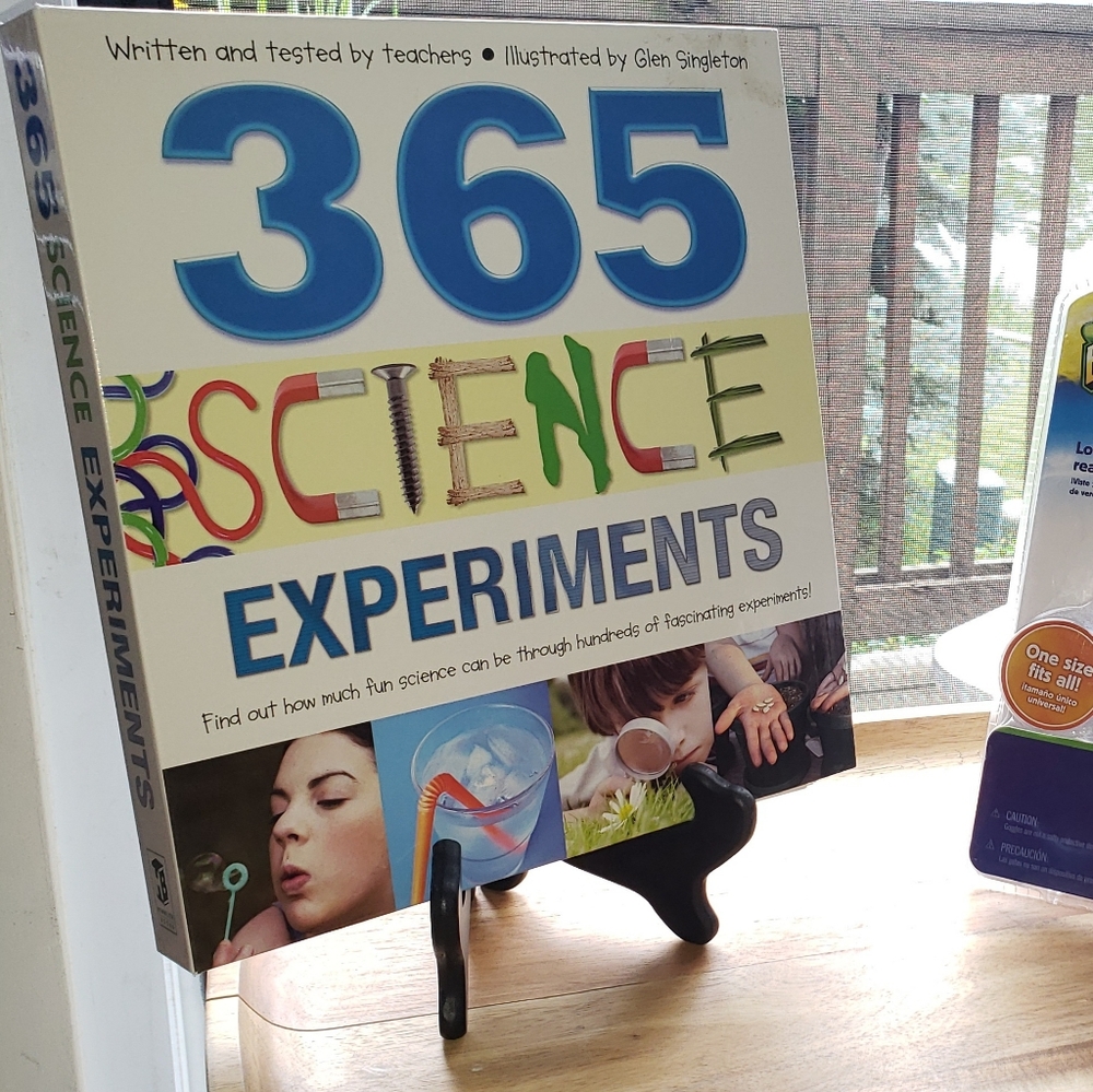 Kids 365 Science Experiments Hardcover Binder with Lab Goggles